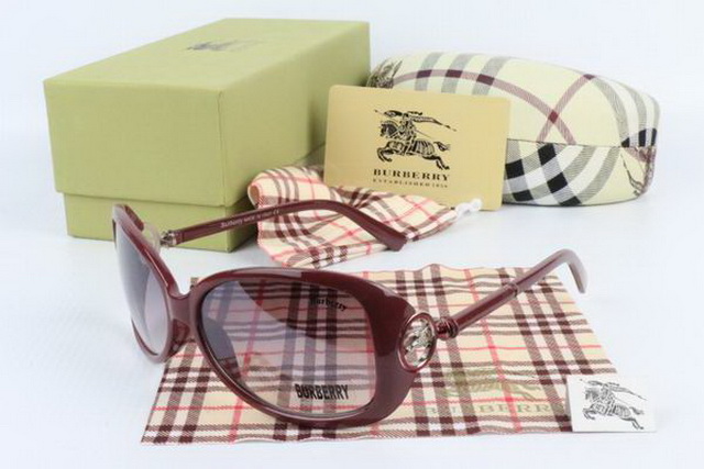 Burberry Boutique Sunglasses 028